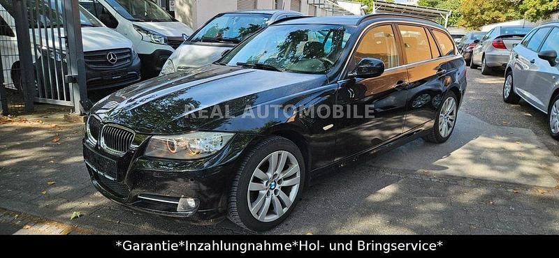 Schwarz Gebraucht 2011 BMW 320 Comfort Edition Kombi | 7.300 € (Fairer Preis) - Bild 1/4