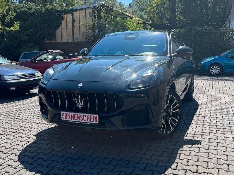 Schwarz Gebraucht 2023 Maserati Grecale GT SUV | 52.990 € (Etwas zu teuer) - Bild 1/4