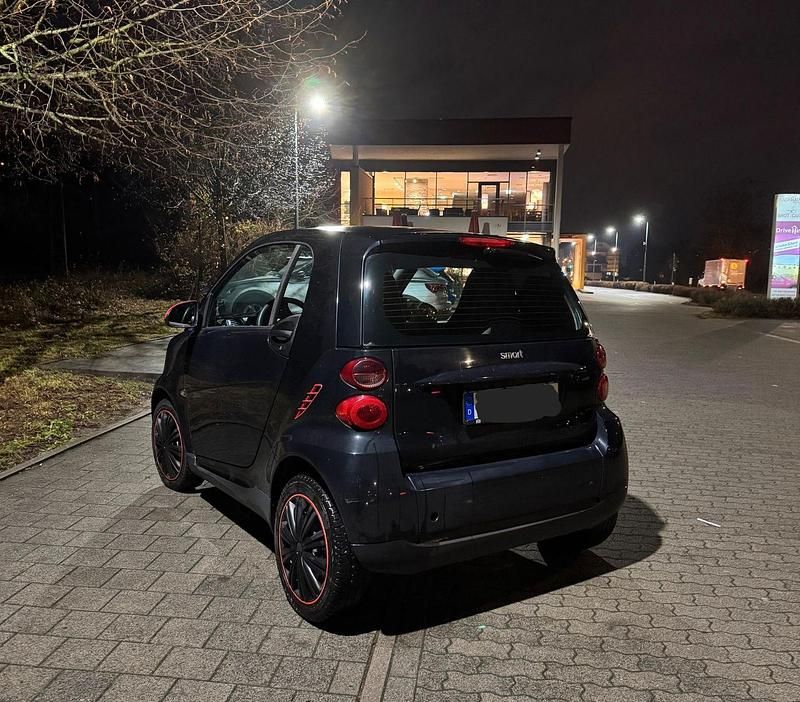 Gebraucht Smart ForTwo Coupé 61 PS (44 kW) 2007 Schwarz Coupé