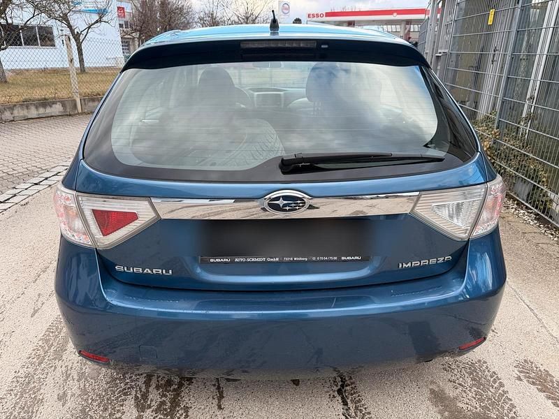 Gebraucht Subaru Impreza 108 PS (79 kW) 2009 Blau Limousine
