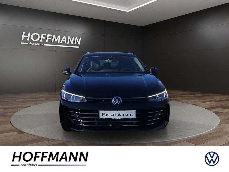 Neu VW Passat Elegance 177 PS (130 kW) 2025 Schwarz Kombi