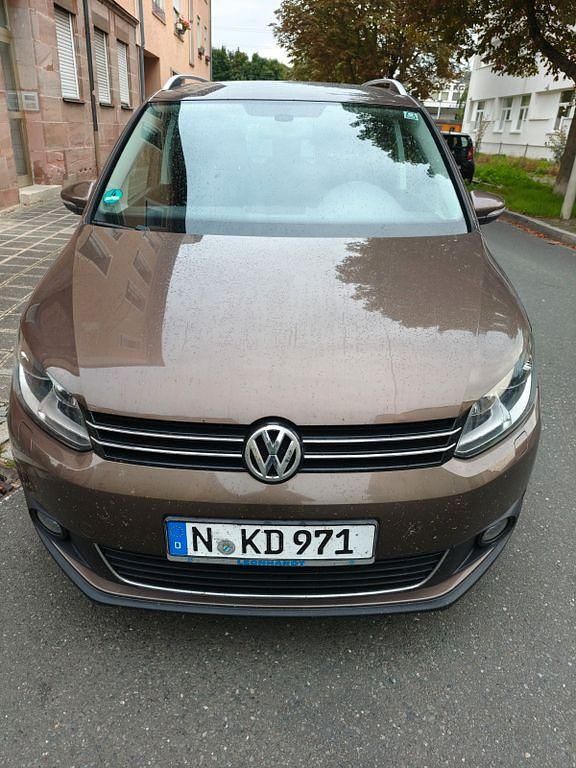 Grau Gebraucht 2012 VW Touran Cross Van / Kleinbus | 7.700 € (Fairer Preis) - Bild 1/4