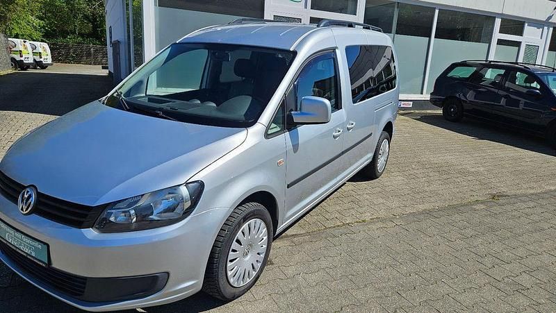 Używany VW Caddy Maxi Trendline 102 KM (75 kW) 2013 Srebrny Minivan