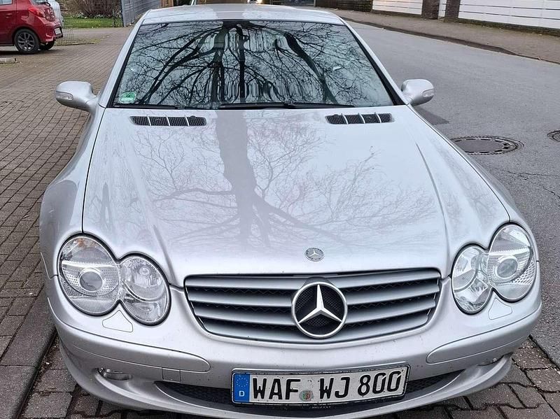 Silber Gebraucht 2004 Mercedes SL350 Cabrio | 18.790 € (Fairer Preis) - Bild 1/4
