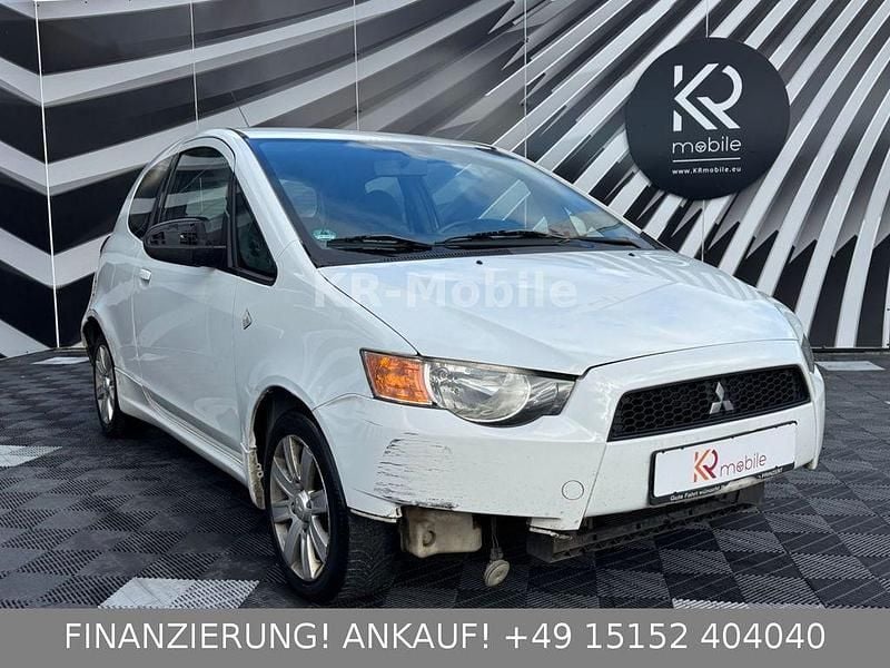 Gebraucht Mitsubishi Colt Inform 75 PS (55 kW) 2012 Weiß Kleinwagen
