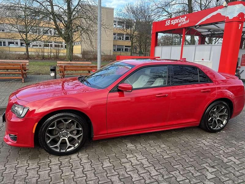 Gebraucht 2017 Chrysler 300C Limousine | 21.500 € - Bild 1/4