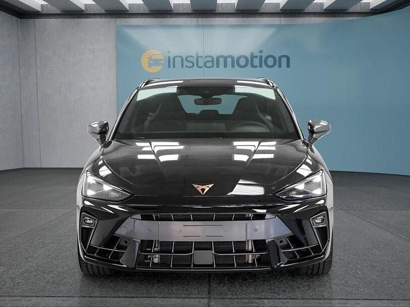 Second-hand Cupra Leon 333 CP (244 kW) 2025 Negru Break