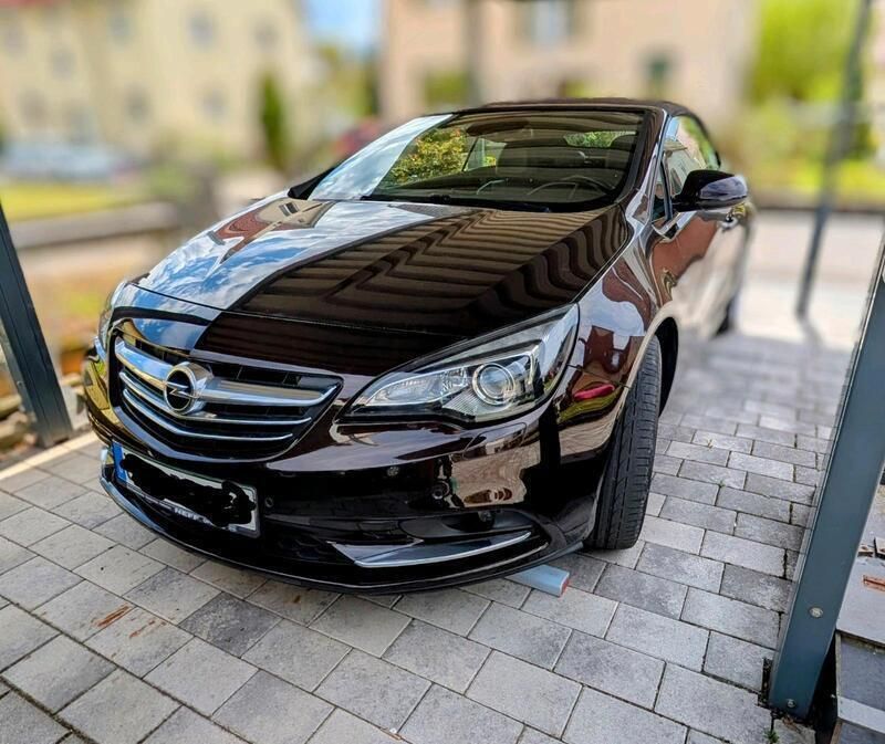 Braun Gebraucht 2018 Opel Cascada Cabrio | 14.999 € (Fairer Preis) - Bild 1/4