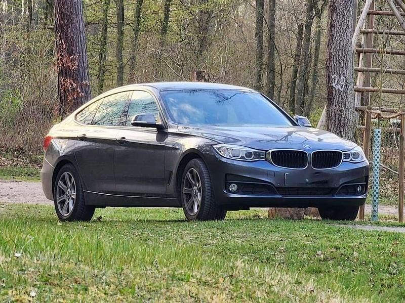 Gebraucht 2016 BMW 320 Basis Limousine | 14.000 € (Fairer Preis) - Bild 1/4