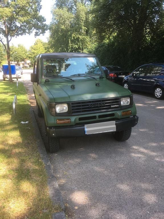 Grün Gebraucht 1990 Toyota Land Cruiser SUV | 19.500 € - Bild 1/4