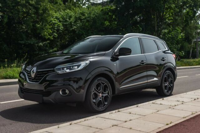 Gebraucht Renault Kadjar LIMITED 131 PS (96 kW) 2017 Schwarz SUV
