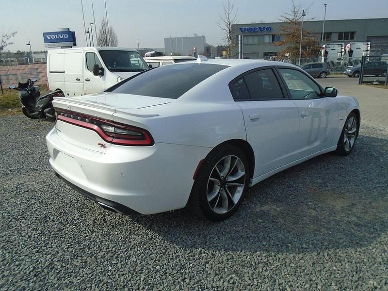 Gebraucht Dodge Charger 373 PS (274 kW) 2015 Weiß Limousine