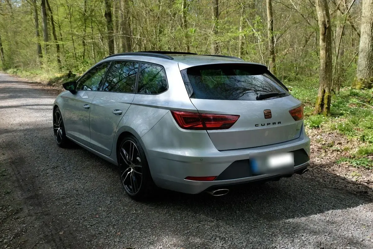 Gebraucht Seat Leon 4Drive 300 PS (220 kW) 2019 Silber Kombi