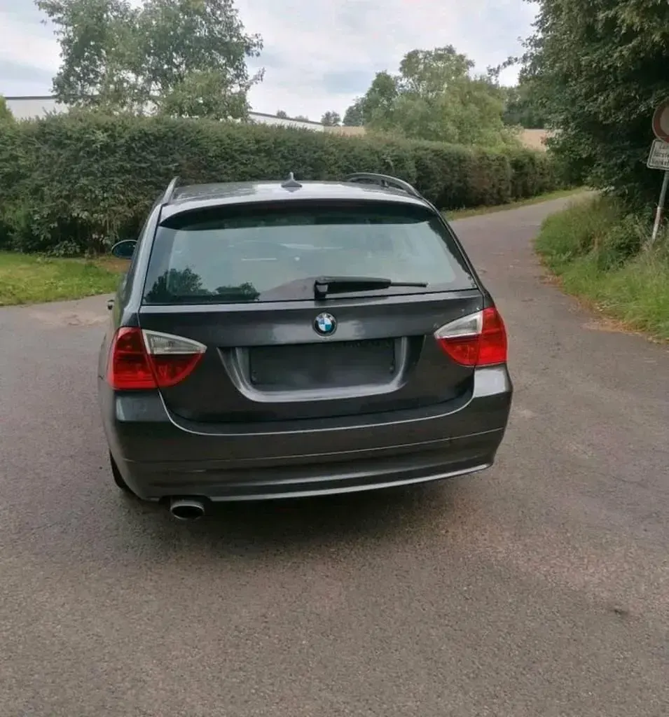 Gebraucht BMW 318 143 PS (105 kW) 2007 Kombi
