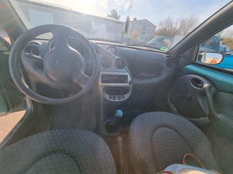 Gebraucht Ford Ka 60 PS (44 kW) 2001 Grün Kleinwagen