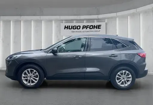 Gebraucht Ford Kuga Titanium 150 PS (110 kW) 2022 Schwarz SUV