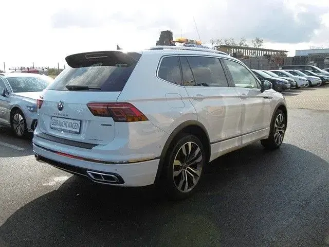 Gebraucht VW Tiguan Allspace R-line 200 PS (147 kW) 2022 Pure white (weiß) SUV