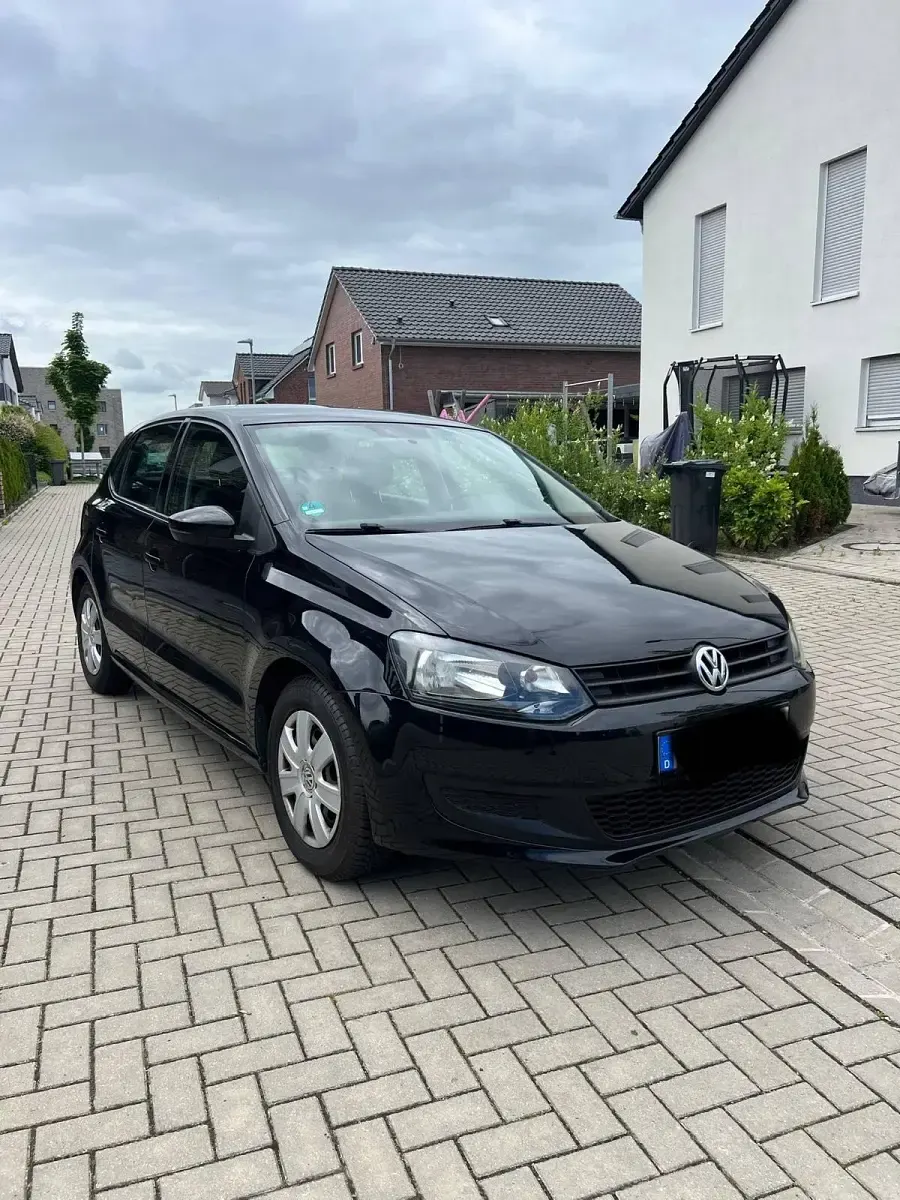 Gebraucht VW Polo Team 60 PS (44 kW) 2010 Schwarz Kleinwagen