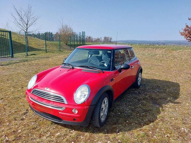 Gebraucht Mini ONE 90 PS (66 kW) 2003 Rot Kleinwagen
