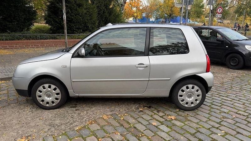 Gebraucht VW Lupo 60 PS (44 kW) 2002 Silber Kleinwagen