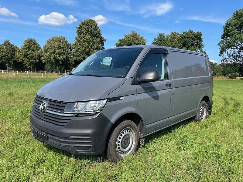 Grau Gebraucht 2020 VW Transporter Van | 29.000 € (Etwas zu teuer) - Bild 1/4