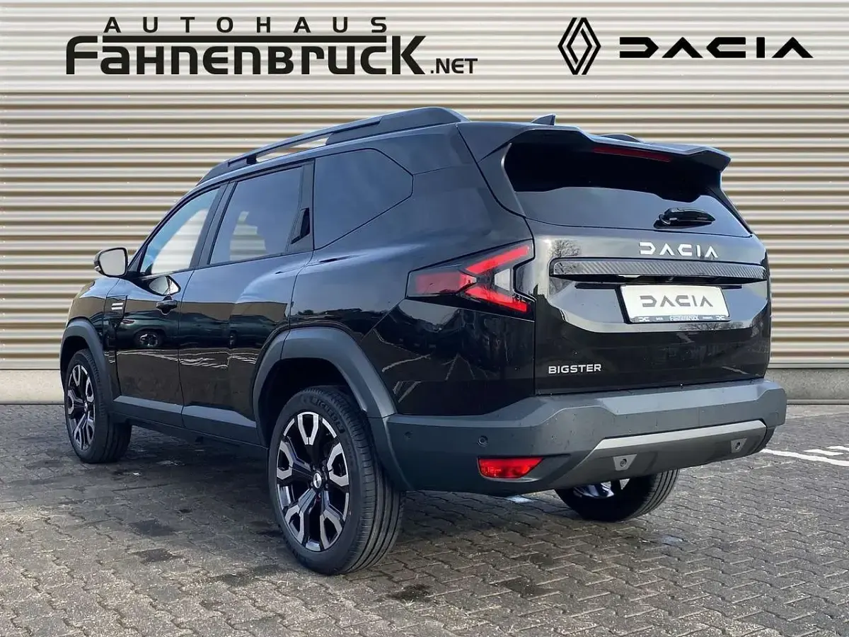 Neu Dacia Bigster Journey 140 PS (102 kW) 2026 Perlmuttschwarz metallic SUV