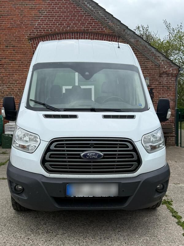 Weiß Gebraucht 2016 Ford Transit Kombi | 15.800 € (Guter Preis) - Bild 1/4