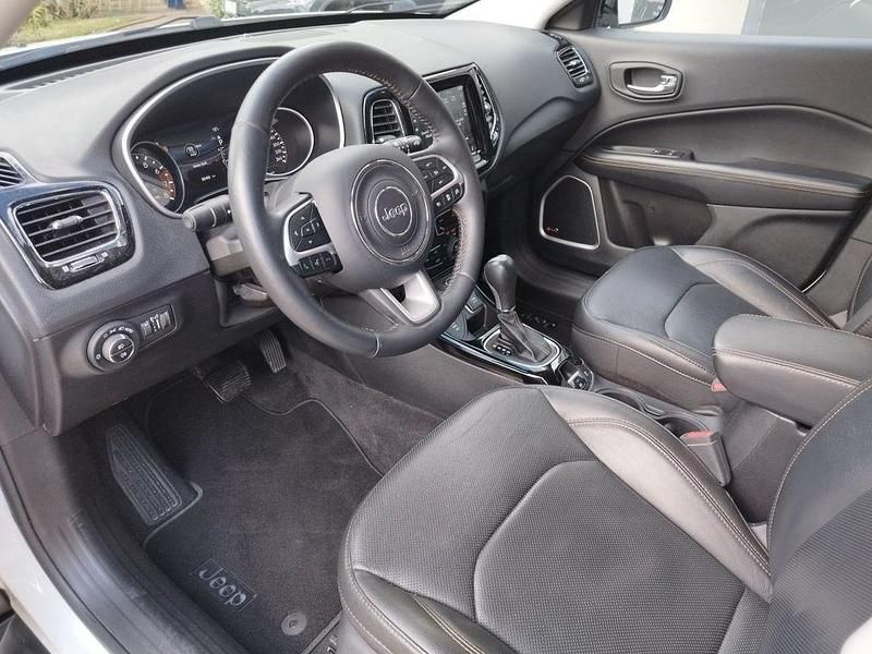 Gebraucht Jeep Compass Limited 170 PS (125 kW) 2018 Weiß SUV