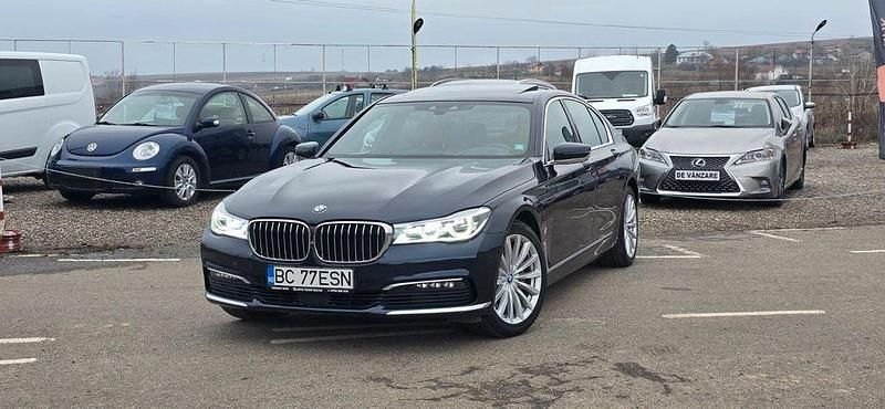 Gebraucht BMW 740 iPerformance 326 PS (239 kW) 2017 Blau Limousine