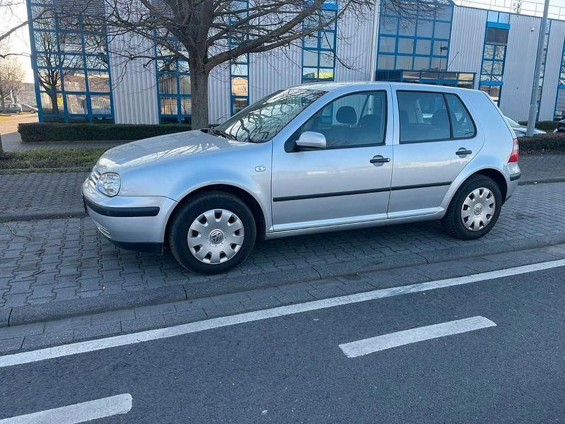 Gebraucht VW Golf IV 101 PS (74 kW) 2002 Limousine