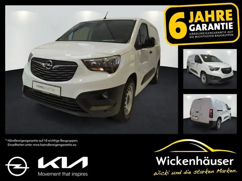 Lackierung weiss icy/typ aussenverkleidung spiegel flach standard Gebraucht 2024 Opel Combo-e Life Edition Limousine | 33.990 € - Bild 1/4