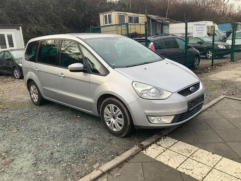 Gebraucht Ford Galaxy 131 PS (96 kW) 2006 Silber Van / Kleinbus