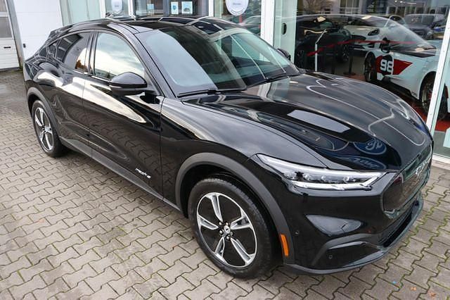 Neu Ford Mustang Mach-E 197 kW (268 PS) 2026 Terrain sand SUV