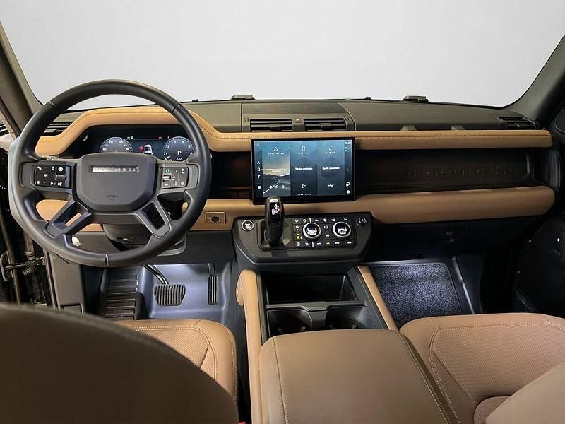 Gebraucht Land Rover Defender HSE Dynamic 426 PS (313 kW) 2025 Schwarz (metallic) SUV
