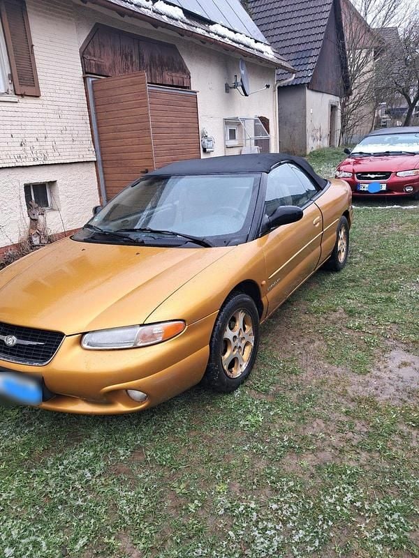 Gebraucht Chrysler Stratus 163 PS (119 kW) 2000 Gold Cabrio