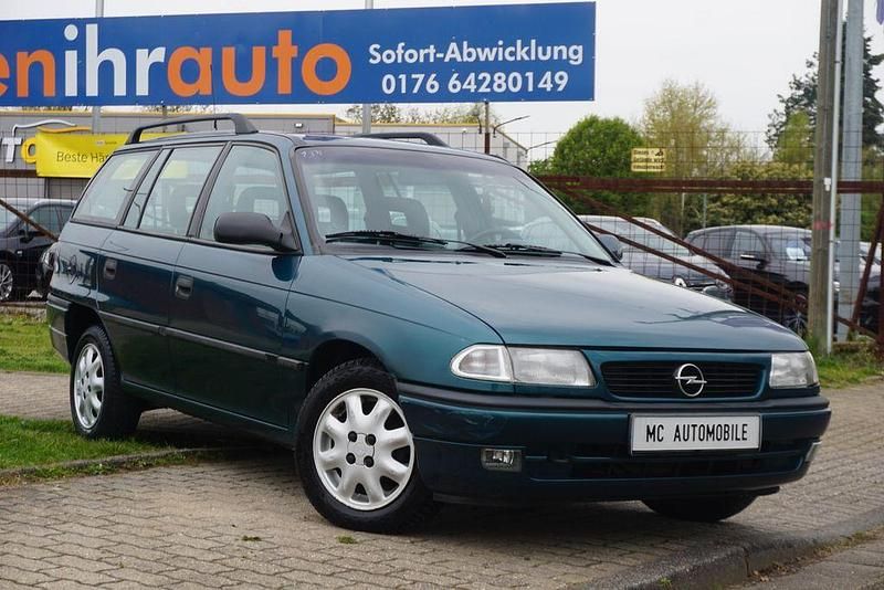 Usata Opel Astra 1997 Verde Berlina
