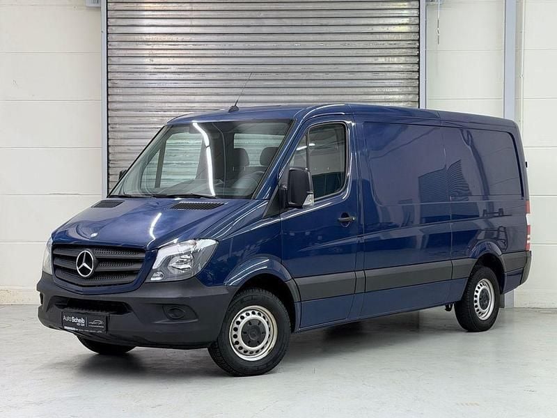 Blau Gebraucht 2015 Mercedes Sprinter Van | 11.950 € (Guter Preis) - Bild 1/4