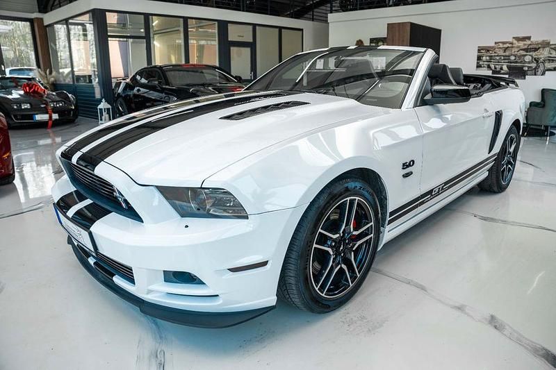 Second-hand Ford Mustang 420 CP (308 kW) 2013 Alb Cabrio