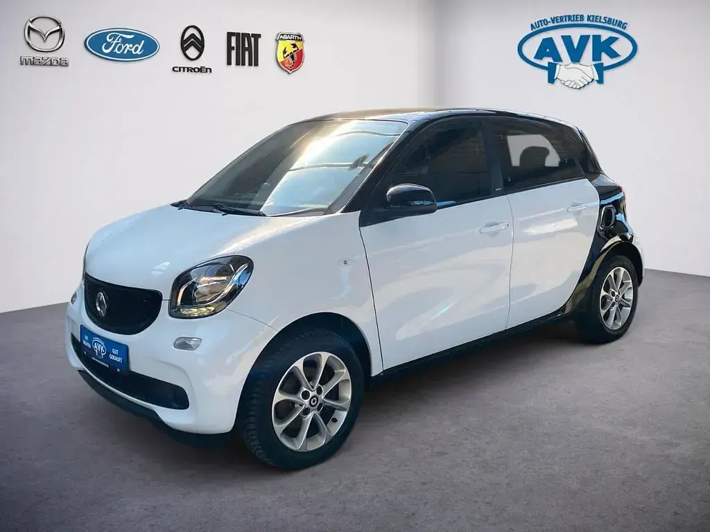 Usata Smart ForFour Passion 71 CV (52 kW) 2016 Bianco Utilitaria