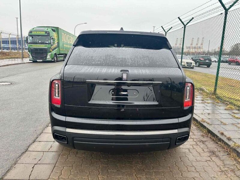 Gebraucht Rolls Royce Cullinan 600 PS (441 kW) 2024 Schwarz SUV