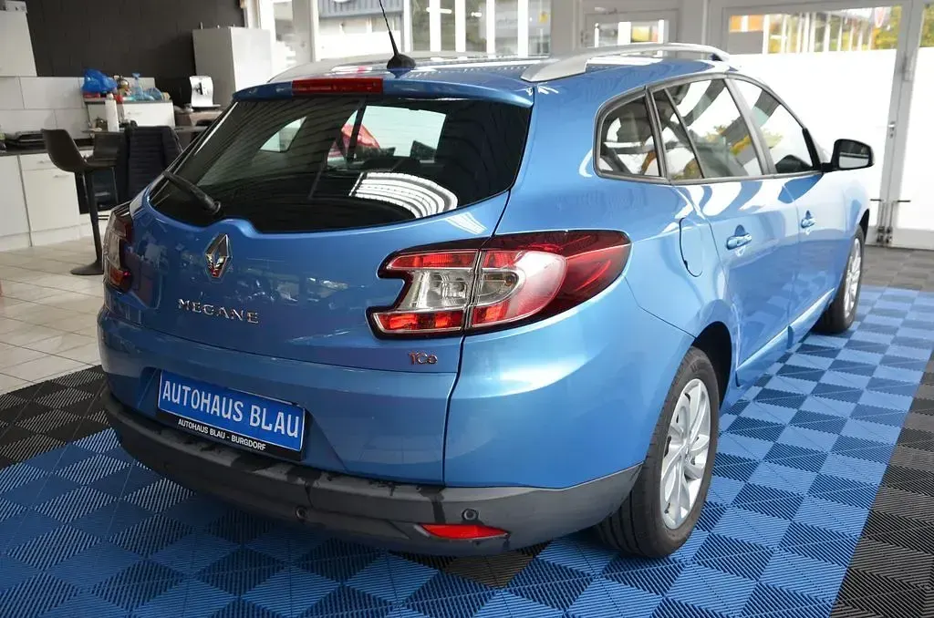 Gebraucht Renault Mégane Initiale Paris 116 PS (85 kW) 2014 Blau Limousine