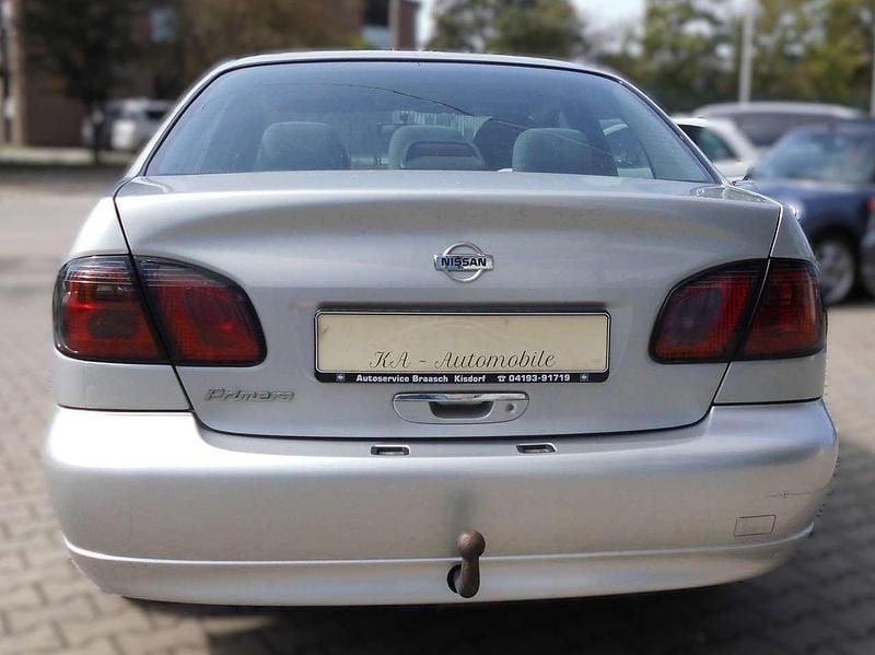 Gebraucht Nissan Primera Comfort 106 PS (77 kW) 2001 Silber Kombi