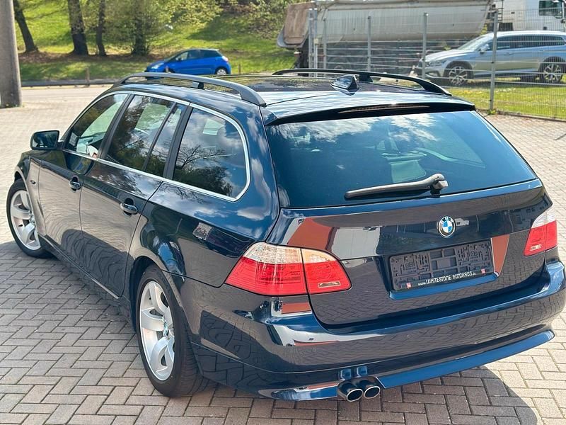 Second-hand BMW 525 197 CP (144 kW) 2009 Albastru Break