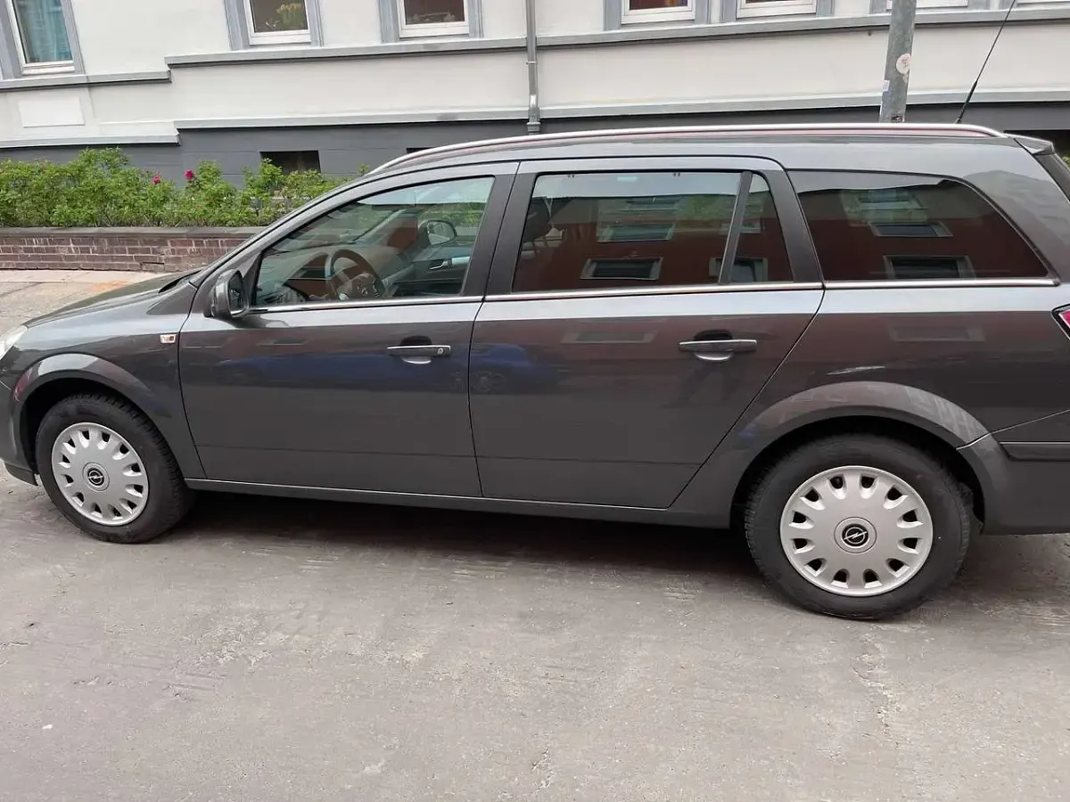 Occasion Opel Astra 90 ch (66 kW) 2009 Gris Break