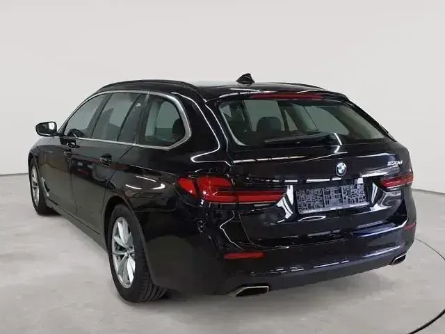 Gebraucht BMW 530 Sport Line 286 PS (210 kW) 2023 Schwarz Kombi