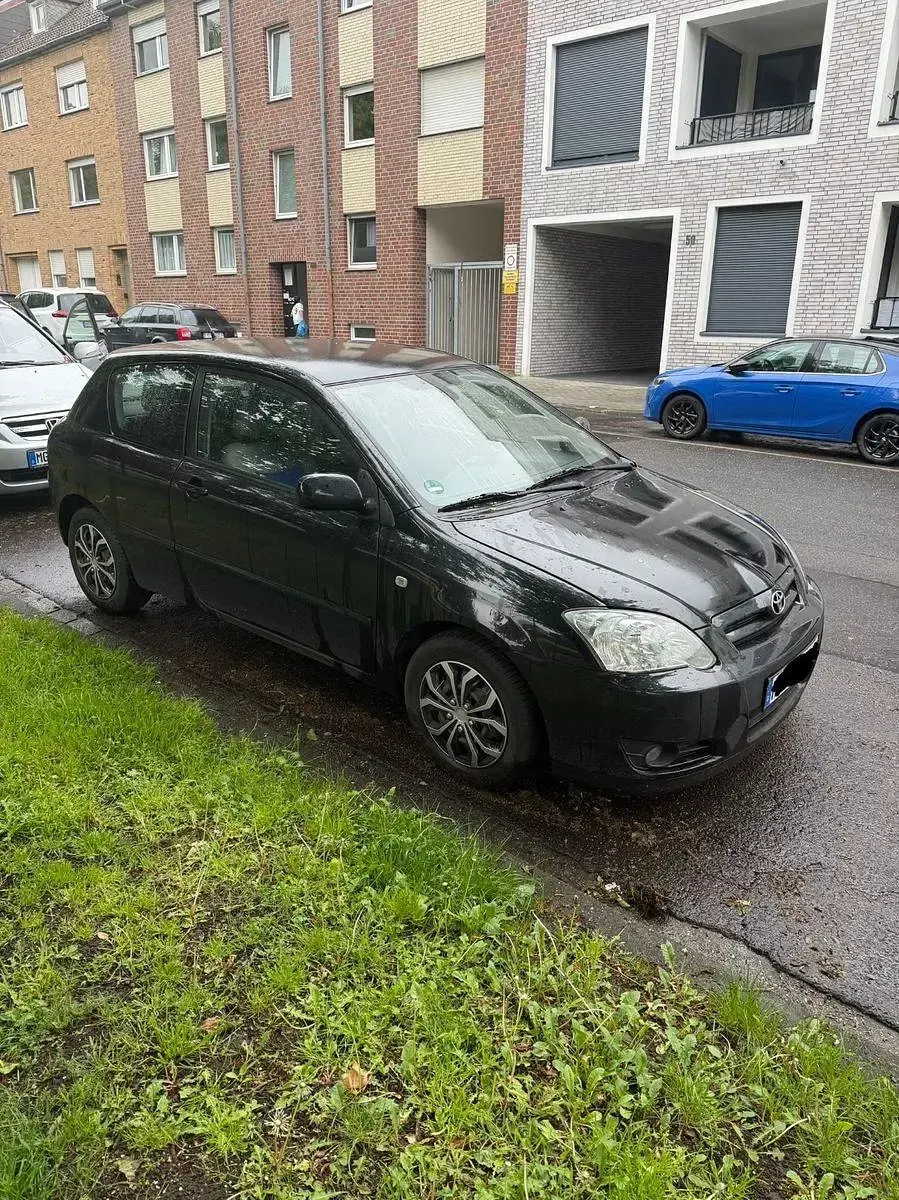 Brugt Toyota Corolla Sol 110 HK (80 kW) 2005 Sort Sedan