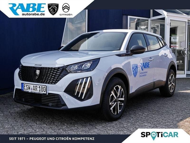 Gebraucht Peugeot 2008 Style 136 PS (100 kW) 2025 SUV