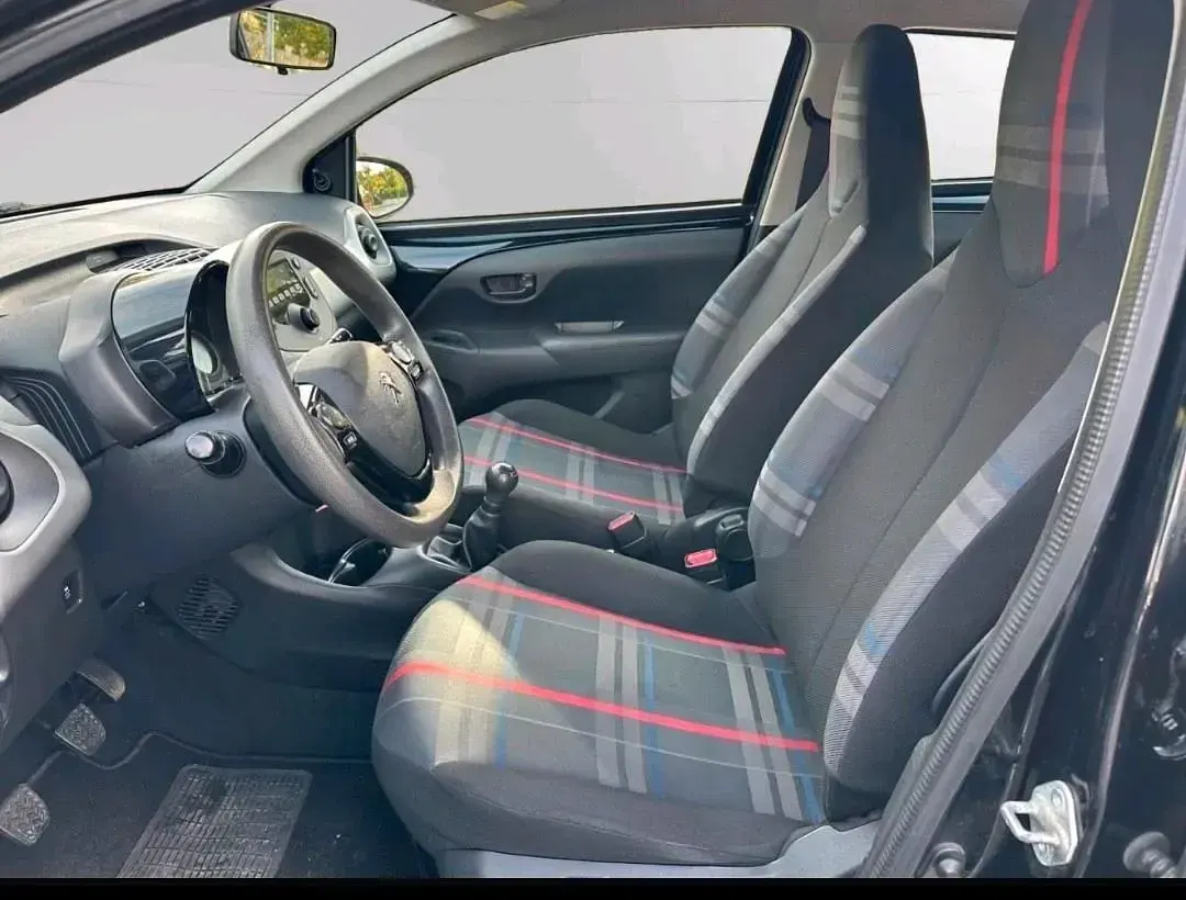 Gebraucht Peugeot 108 69 PS (50 kW) 2015 Schwarz Kleinwagen