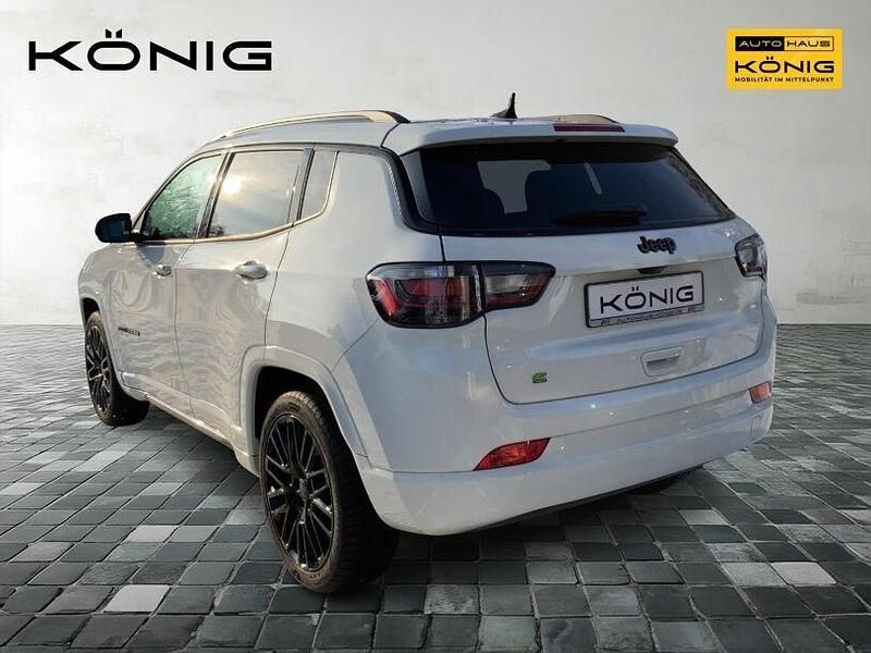 Gebraucht Jeep Compass Altitude 131 PS (96 kW) 2023 Weiß SUV