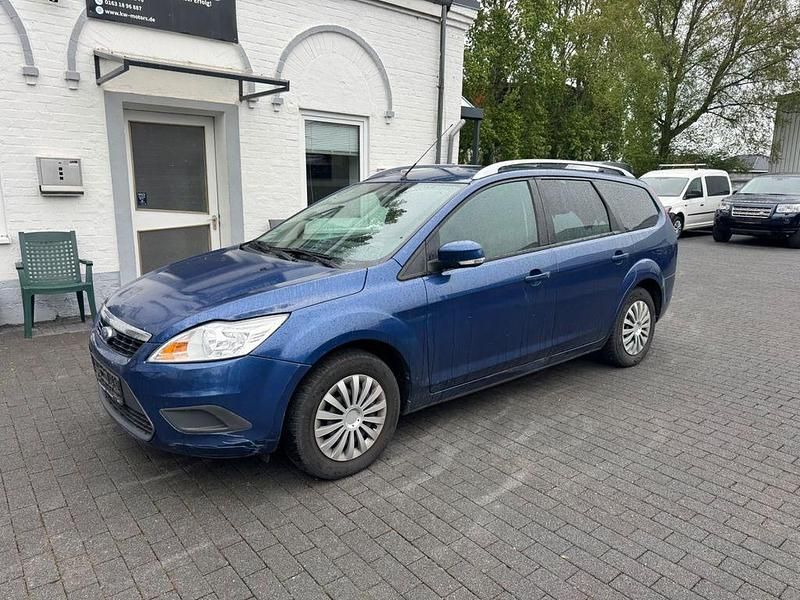 Używany Ford Focus Style 109 KM (80 kW) 2010 Niebieski Sedan/Limuzyna